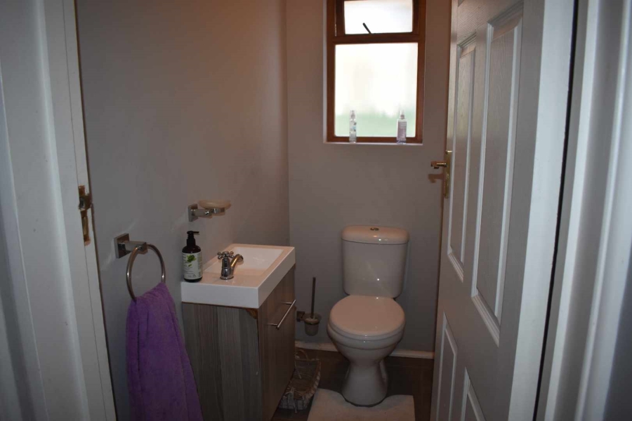 4 Bedroom Property for Sale in Bonnie Doone Eastern Cape